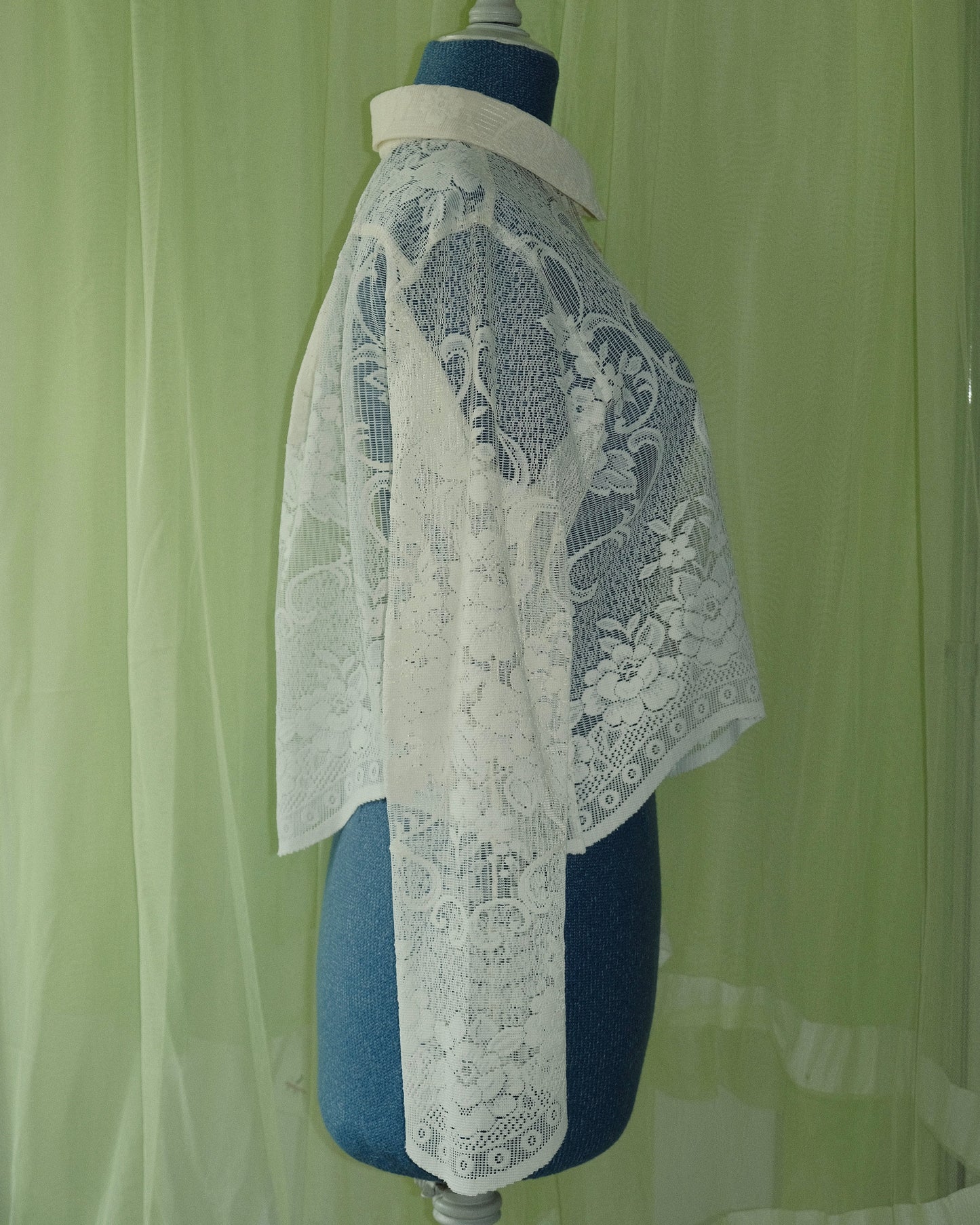 1. GRANNIES CURTAIN BLOUSE