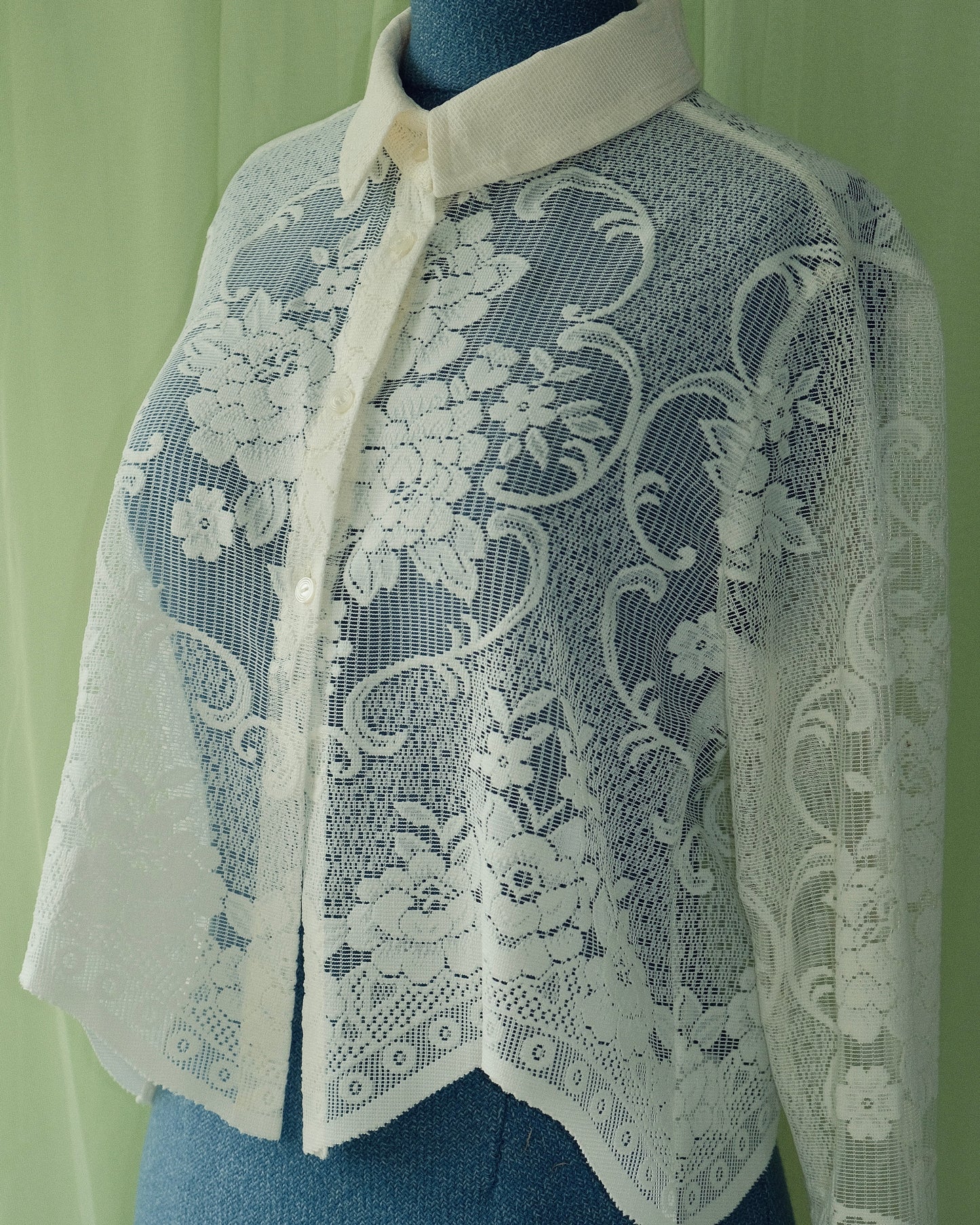 1. GRANNIES CURTAIN BLOUSE