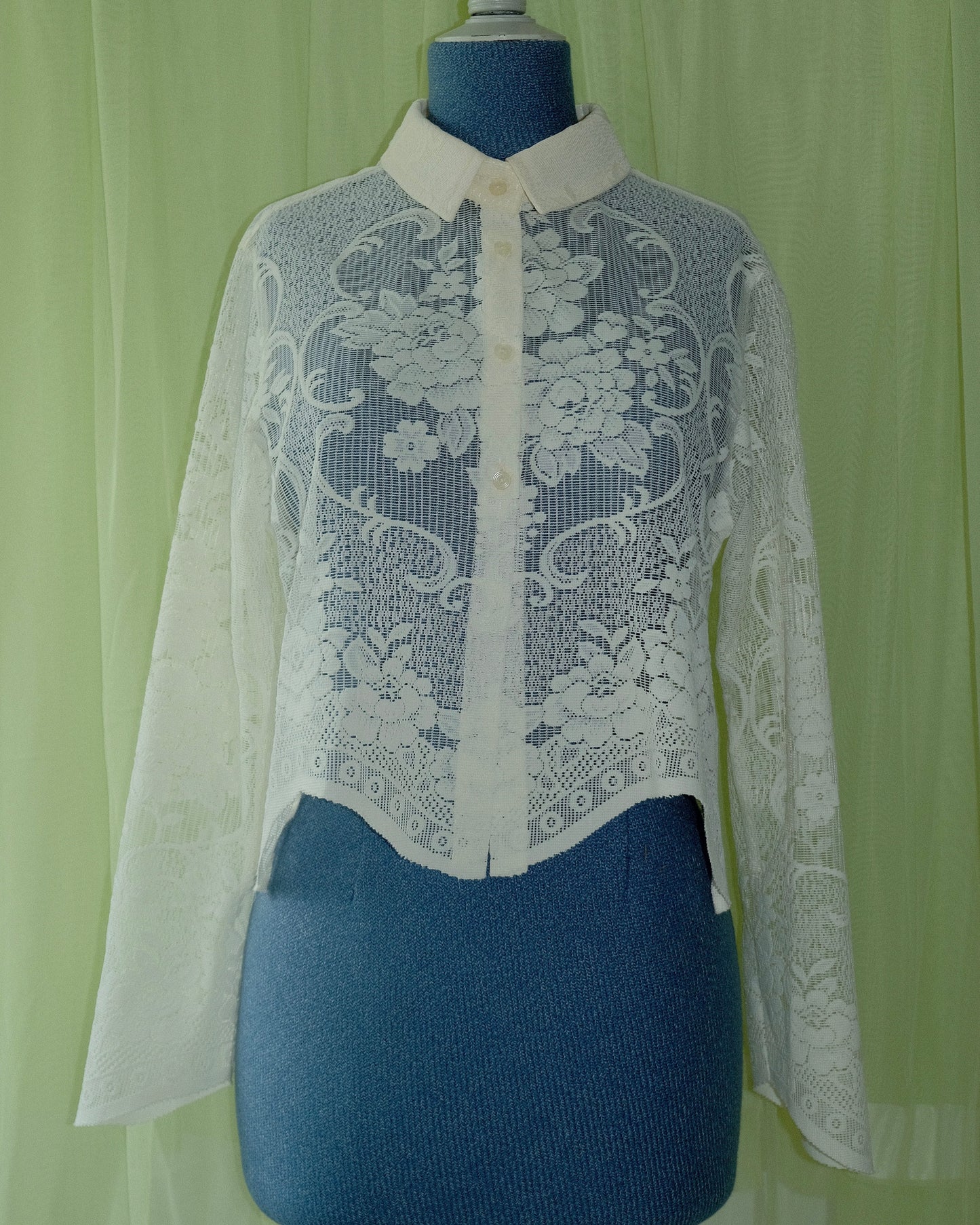 1. GRANNIES CURTAIN BLOUSE